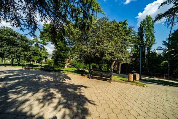 Famous Vere Park Tbilisi Summer Day Downtown Georgian Capital City — Stockfoto