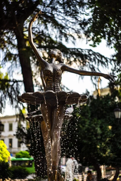 Famous Ballet Dancer Fountain Tbilisi State Opera House Rustaveli Avenue — Stockfoto