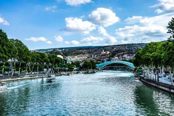 Famous View Peace Bridge Narikala Castle Georgian Capital City Georgia — Foto Stock