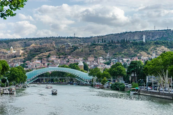 Famous View Peace Bridge Narikala Castle Georgian Capital City Georgia — Stock Fotó