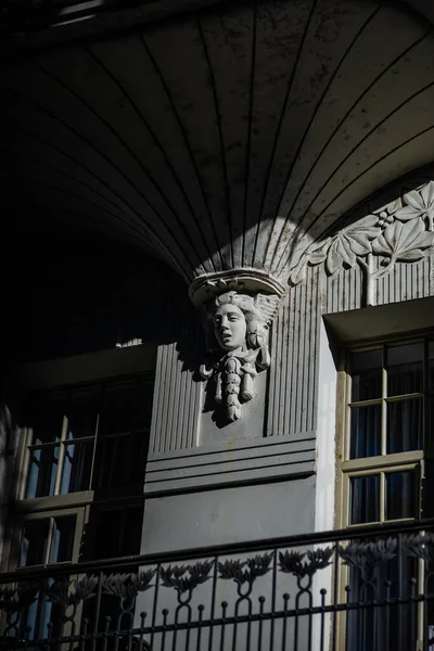 Decorazione Maiso Esterna Stile Art Deco Nella Vecchia Tbilisi Capitale — Foto Stock