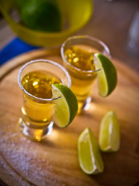 Tequila tiros —  Fotos de Stock