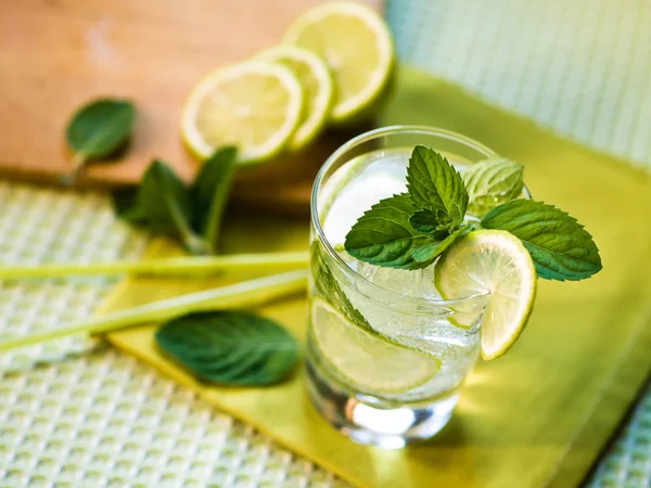 Summer cocktail — Stock Photo, Image