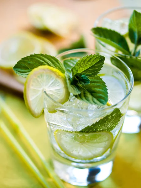 Summer cocktails — Stock Photo, Image