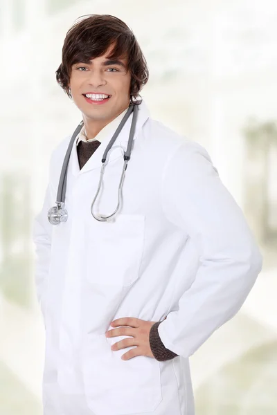 Bonito, jovem médico feliz . — Fotografia de Stock