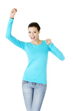 yumruk kadar heyecanlı mutlu genç kadın