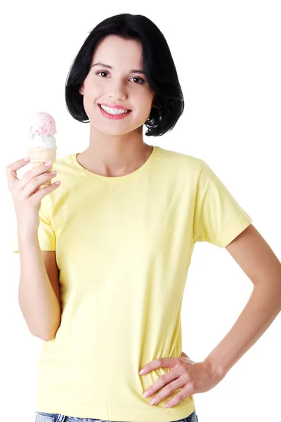 Donne che mangiano gelato — Foto Stock