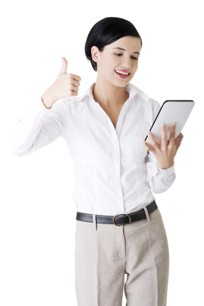 Mulher de negócios segurando computador tablet . — Fotografia de Stock