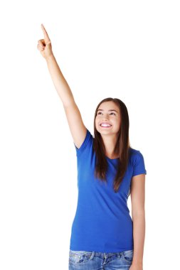 kopyalama alanı işaret heyecanlı genç kadın