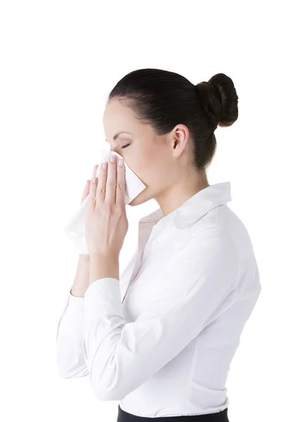 Женщина с аллергией или холодом — стоковое фото