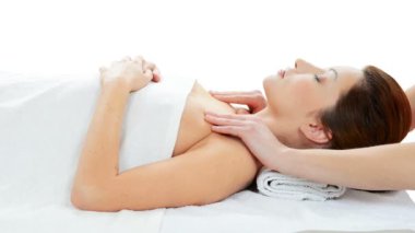 beeing Spa merkezinde masaj rahatlatıcı preaty kadın