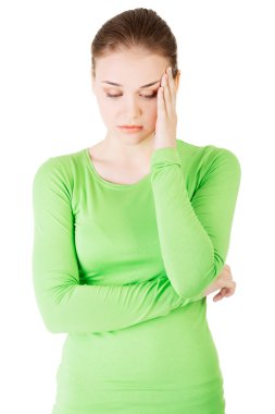 Depresyonda olan güzel bir kadın.