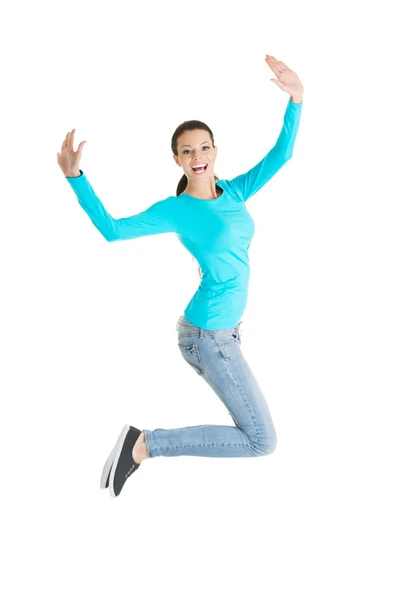 Saltando feliz joven mujer — Foto de Stock