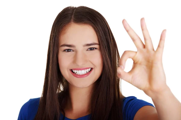 Menina adolescente feliz gesticulando perfeito — Fotografia de Stock