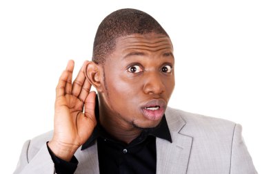 erkek yakışıklı işadamı işitme. kulak ver.