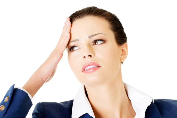 Attraktive Geschäftsfrau mit Kopfschmerzen. — Stockfoto