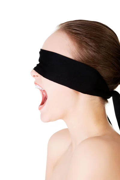 Blindfold woman screaming — Stock Photo, Image