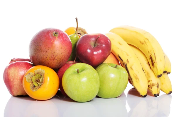 Composición de fruta sobre blanco . — Foto de Stock