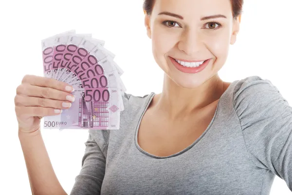 Mooie jonge vrouw met grote som geld. — Stockfoto