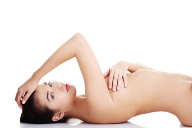 seksi çıplak kadın uzanmış