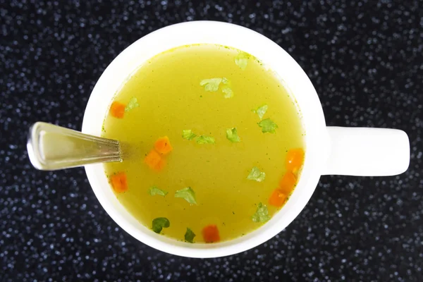 Гарячий овочевий суп. Вид спереду . — стокове фото