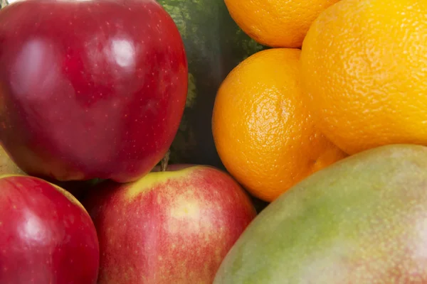 Fechar em frutas frescas . — Fotografia de Stock