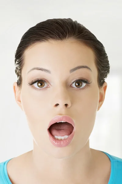 Shocked young woman — Stock Photo, Image