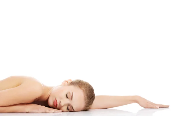 Beautiful caucasian naked woman lying down. — Stock Photo, Image