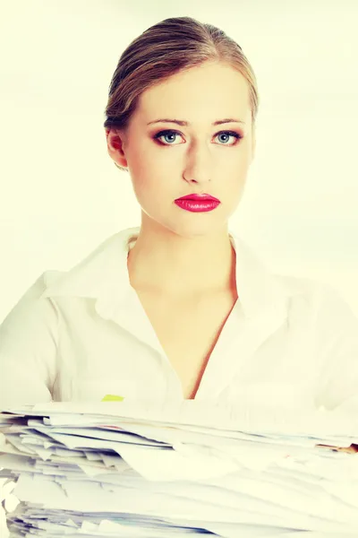 Mujer de negocios con exceso de trabajo —  Fotos de Stock