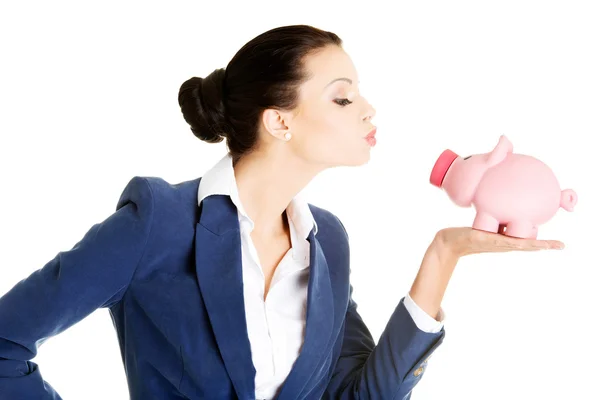 Affärskvinna med hennes besparingar — Stockfoto