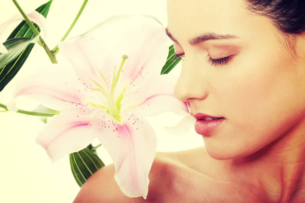 Spa woman with flower — Stock Photo, Image