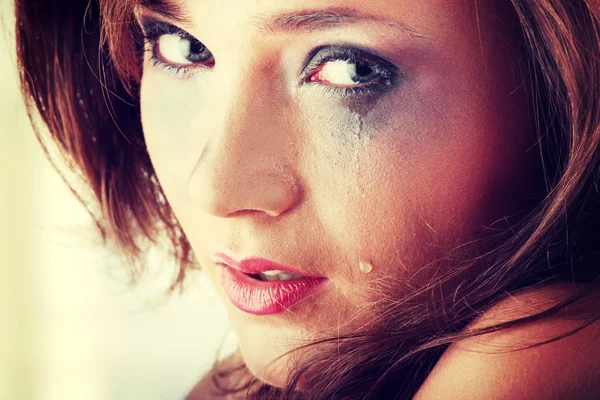 Mujer llorando - concepto de violencia — Foto de Stock