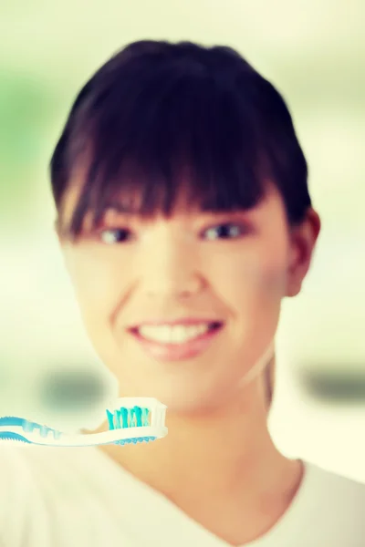 Washing her teeth — Stock Photo, Image
