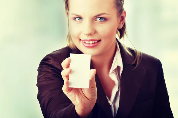 Lady with blank business card — Stock Photo, Image