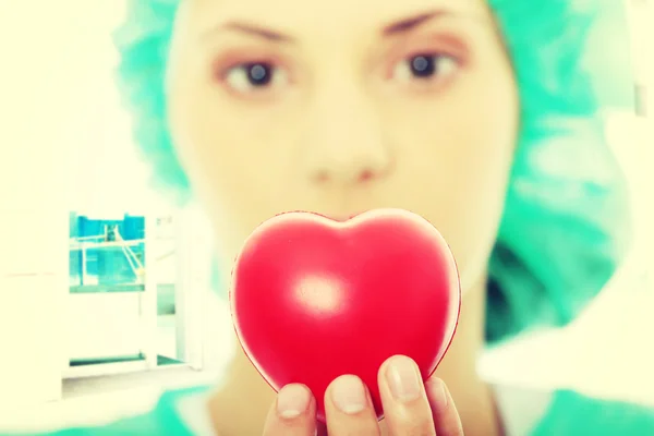 Cardiologist with heart — Stock Photo, Image