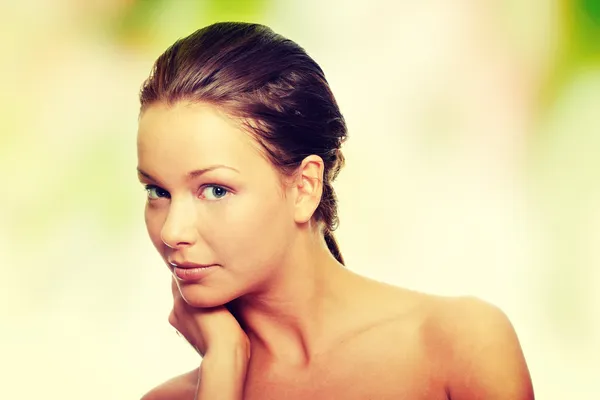 Close-up de rosto de mulher bonita — Fotografia de Stock