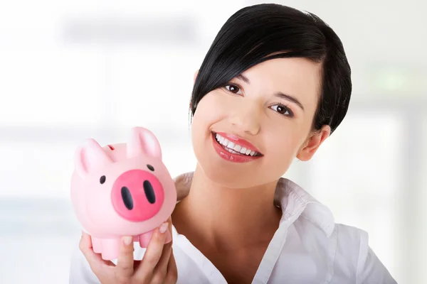 Geschäftsfrau mit ihren Ersparnissen — Stockfoto