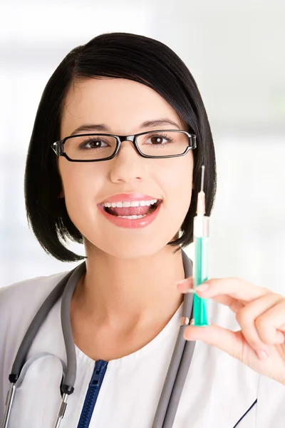 Medical doctor or nurse with syringe — Stock Photo, Image