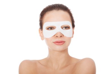kadın kollajen göz maskesi