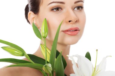 Beyaz Zambak güzel üstsüz kadın.