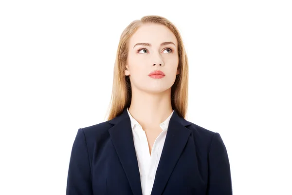 Mulher de negócios olhando para o espaço de cópia . — Fotografia de Stock