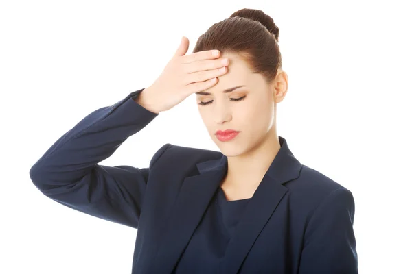 Mulher sofrendo uma dor de cabeça — Fotografia de Stock