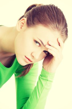 üzgün, genç bir kadın, sahip büyük bir sorun ya da depresyon