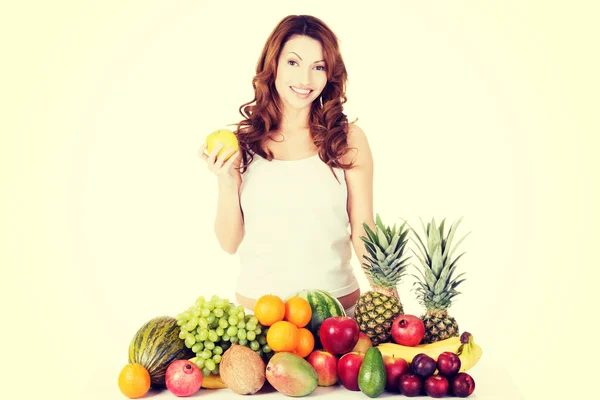 Mulher bonita com frutas — Fotografia de Stock