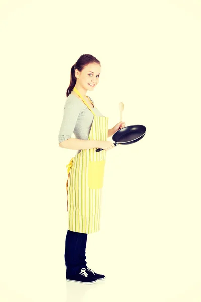 Mujer joven cocinando comida saludable —  Fotos de Stock