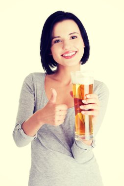 bira olan, güzel ve seksi kadın