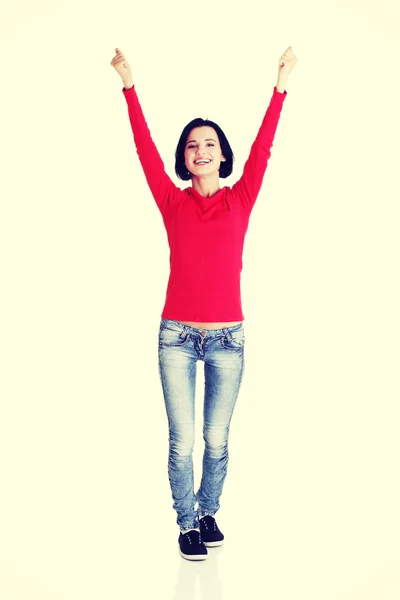 Женщина с поднятыми кулаками — стоковое фото