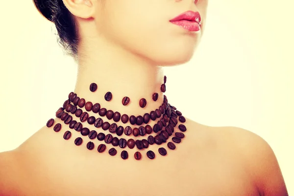 Mujer con collar — Foto de Stock