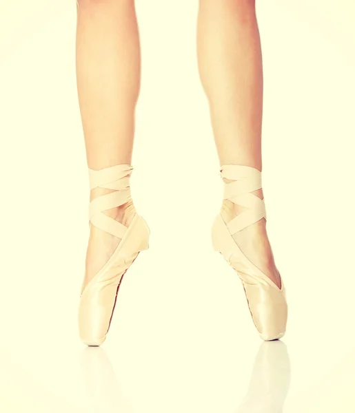 Detail of ballet dancers feet — Stock Photo, Image