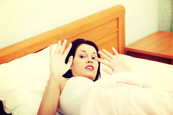 Violencia en la cama . — Foto de Stock